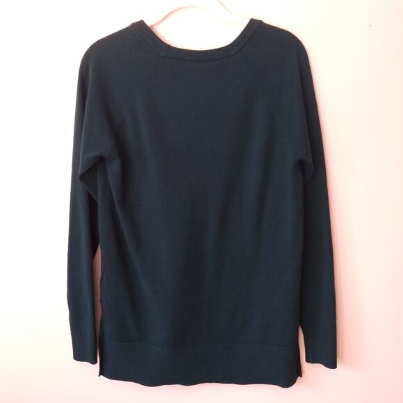 New Bobeau Womens XS V-Neck Sweater Long Sleeve Blue Green Preppy Classic Soft - Picture 8 of 12